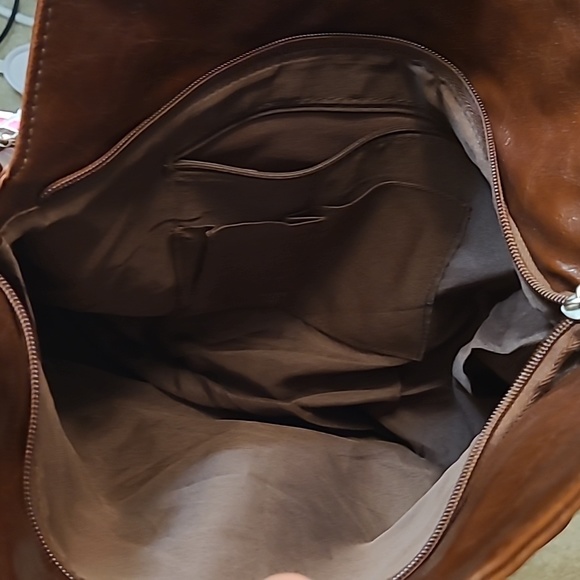 Faux leather shoulder bag/clutch. NWOT - Picture 3 of 4